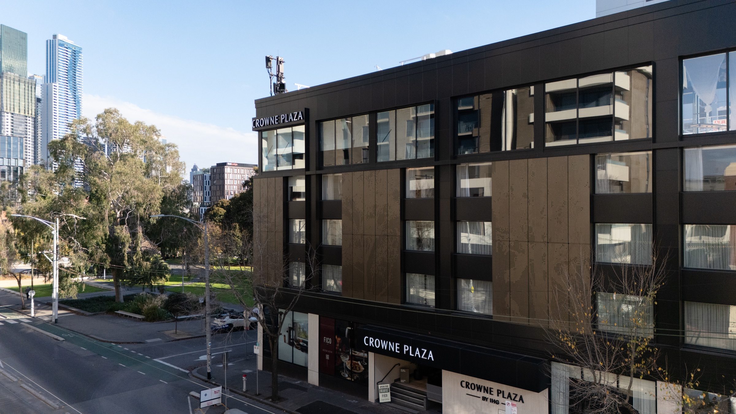 Crowne Plaza Carlton